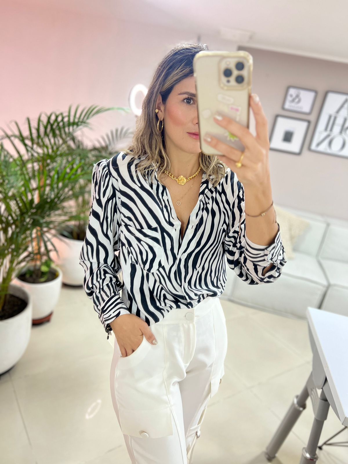 Blusa Manga Larga, con botones Lima