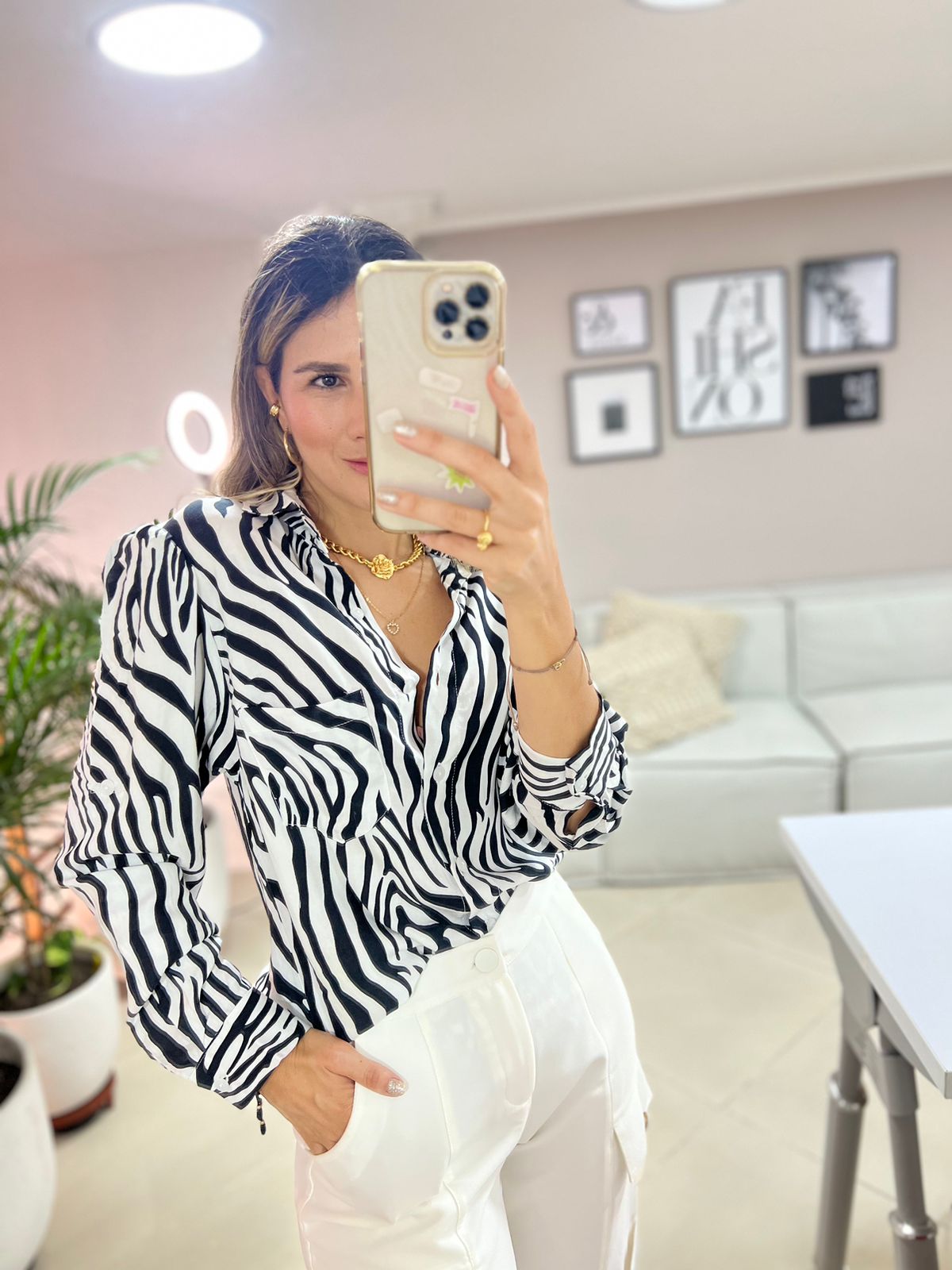 Blusa Manga Larga con botones, estampado de Lino y Seda Mango para mujer