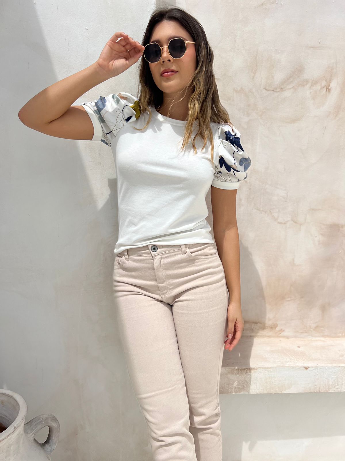 Básica con Estampado en las Mangas Roberta