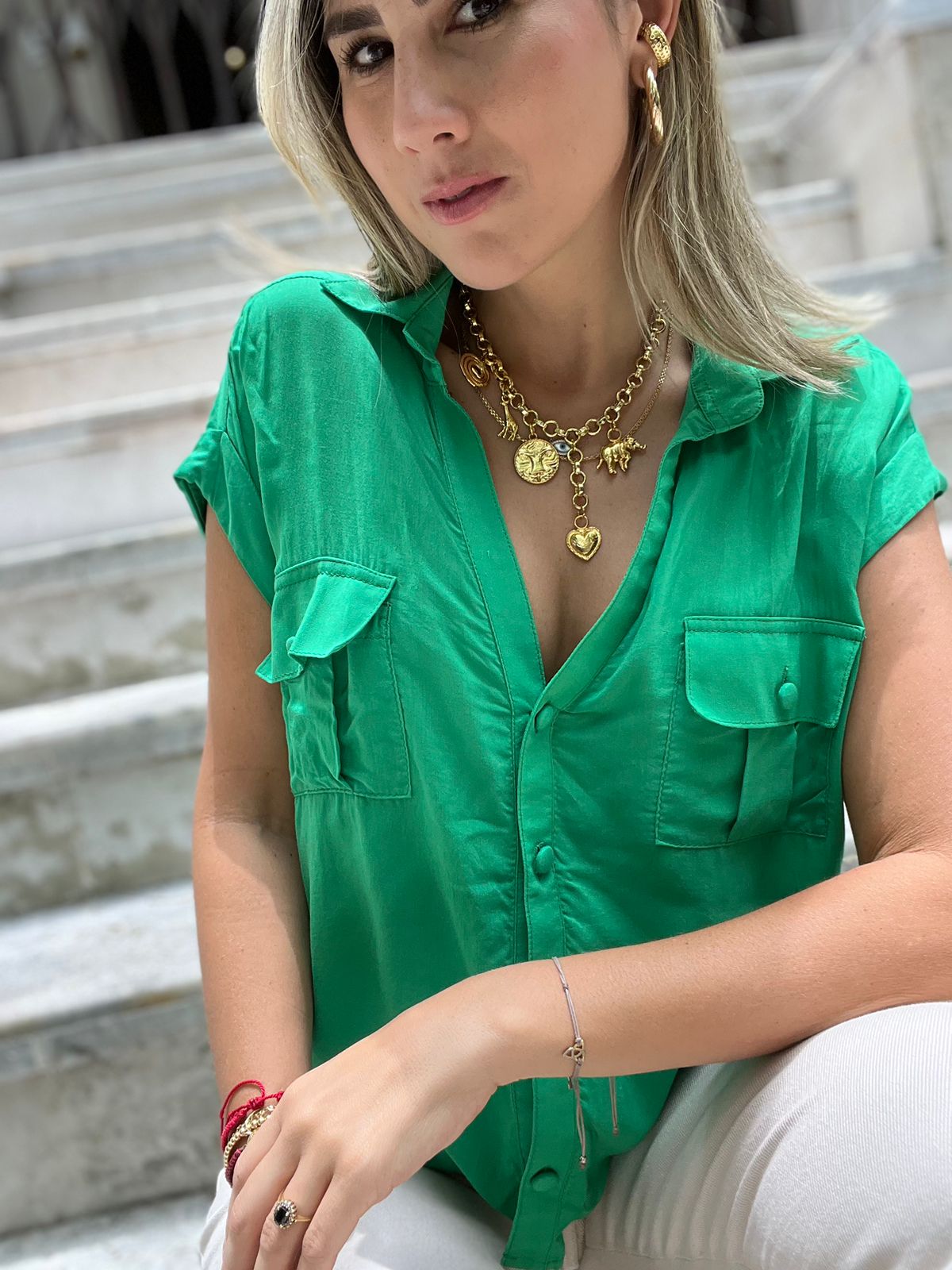 Blusa con Bolsillo Ava
