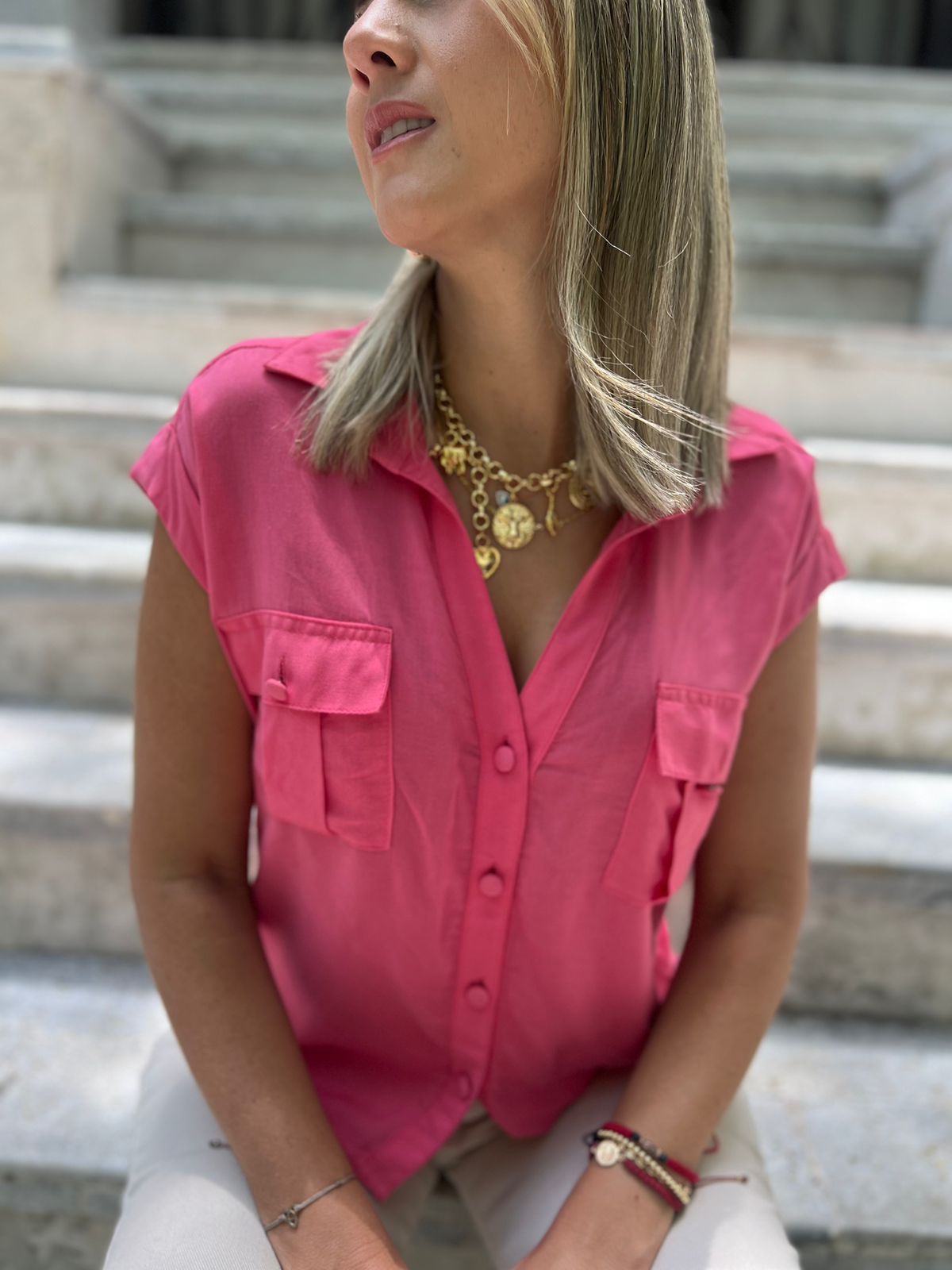 Blusa con Bolsillo Ava
